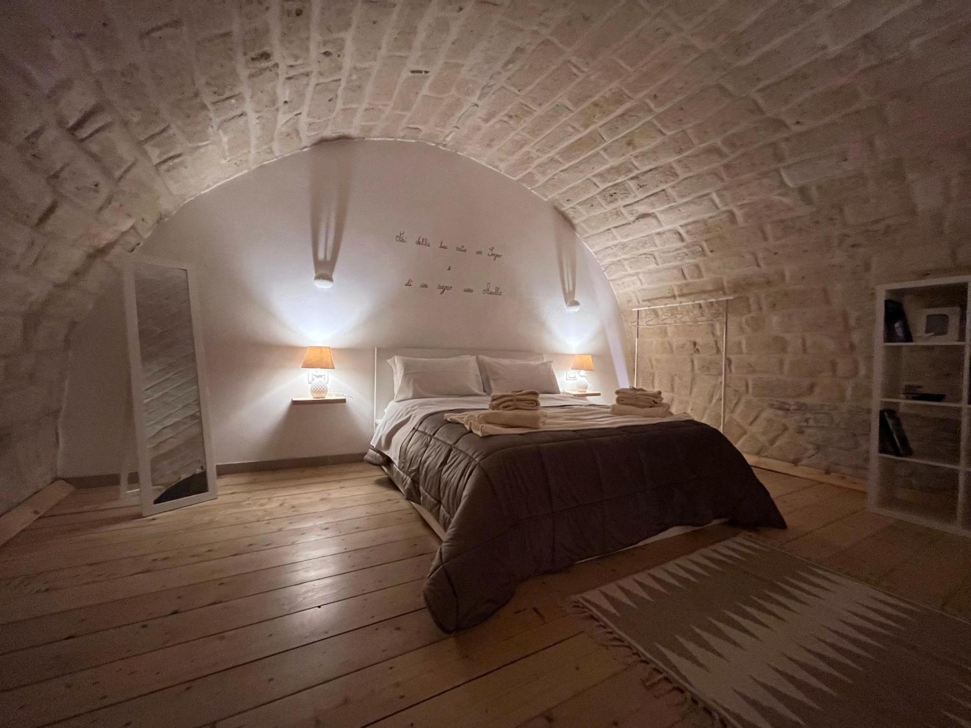 Epoca Suite House Trani Exteriér fotografie